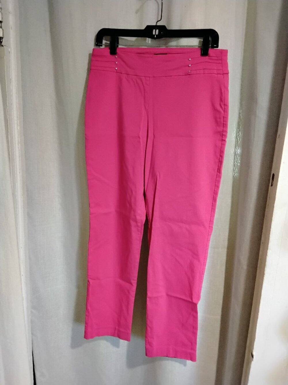 Pink stretchy pants  size M